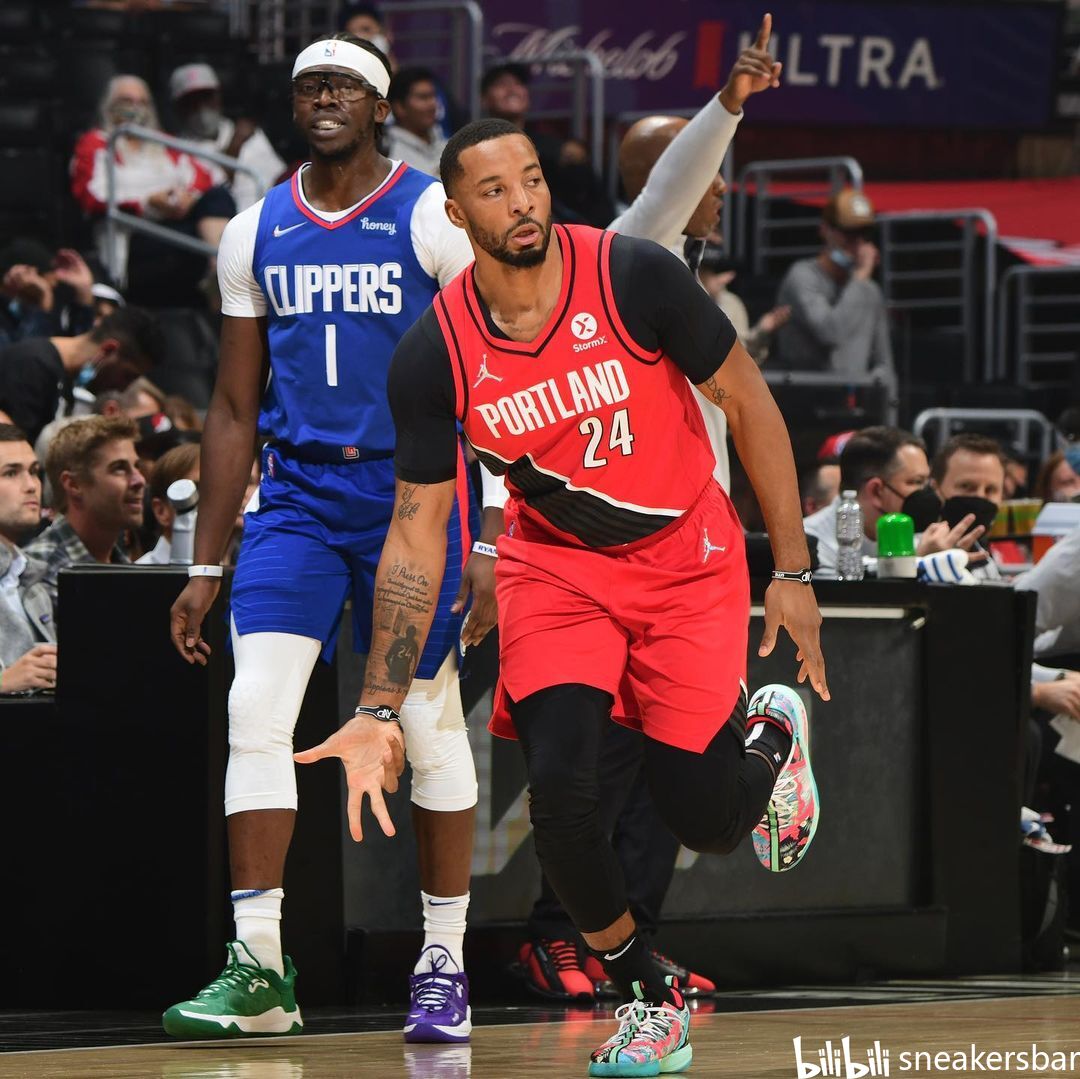 红袜中轴 红袜中轴