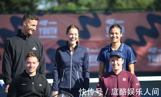 化球员在个 化球员在个