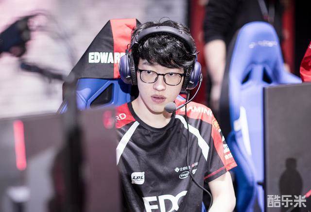 带来了透明 带来了透明